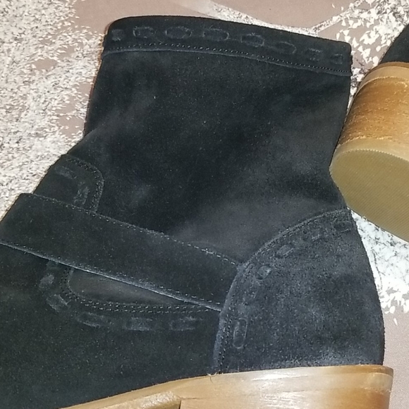 Booties - Picture 7 of 8